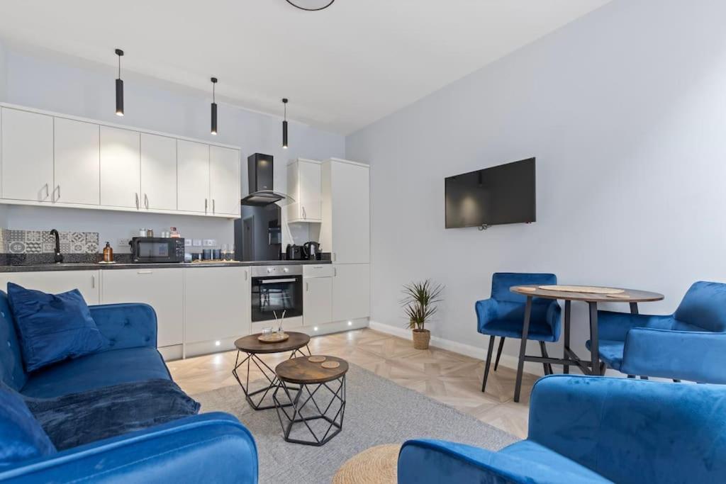 Modern Apartment Off-Road Parking-Twin Room Suite 4 Nottingham Exterior photo