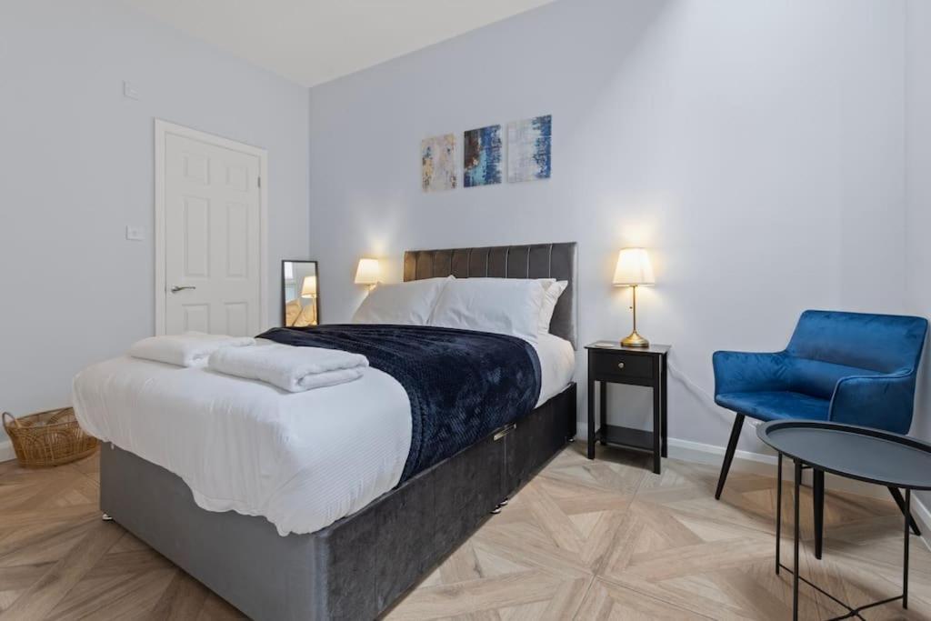 Modern Apartment Off-Road Parking-Twin Room Suite 4 Nottingham Exterior photo